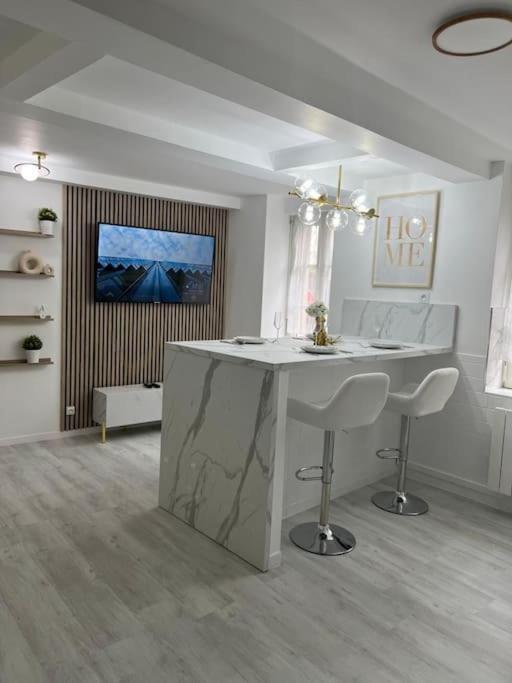 Beau Duplex Au Centre Ville. Mantes-la-Jolie Eksteriør bilde